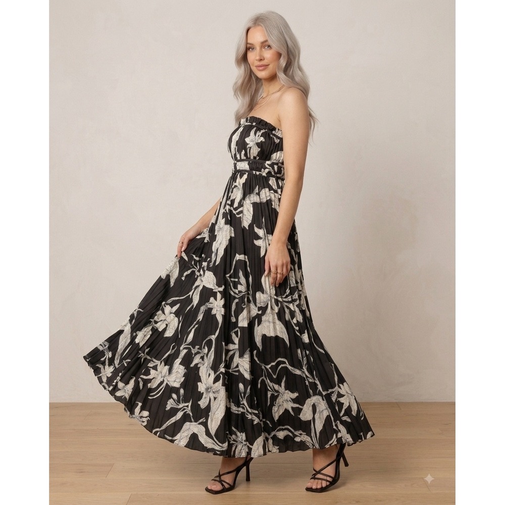 Petal & Pup Angelique White Floral Strapless Pleated Maxi Dress Smocked Back S